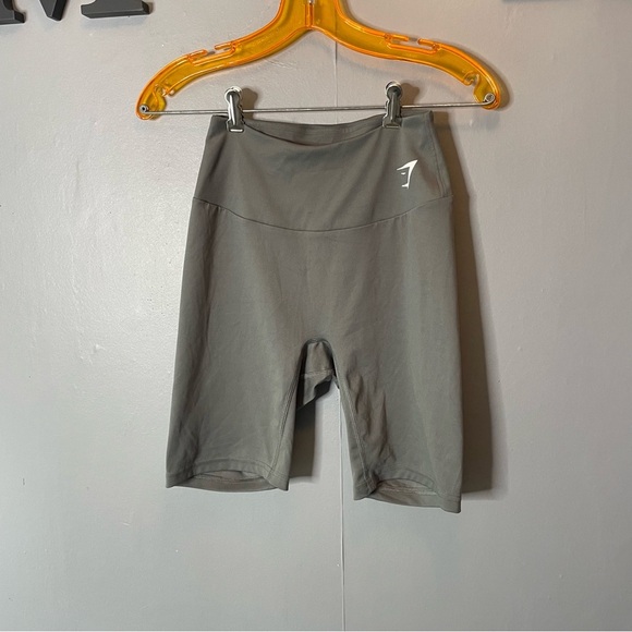 Gymshark Training Cycling Shorts - Charcoal Grey biker shorts athletic size med - Picture 2 of 11
